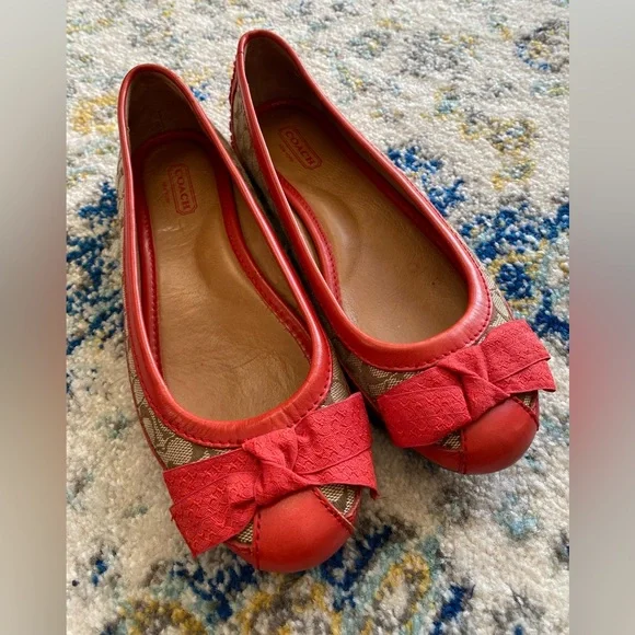Coach Saundra Red leather flat - size 5 EUC - Picture 2 of 9